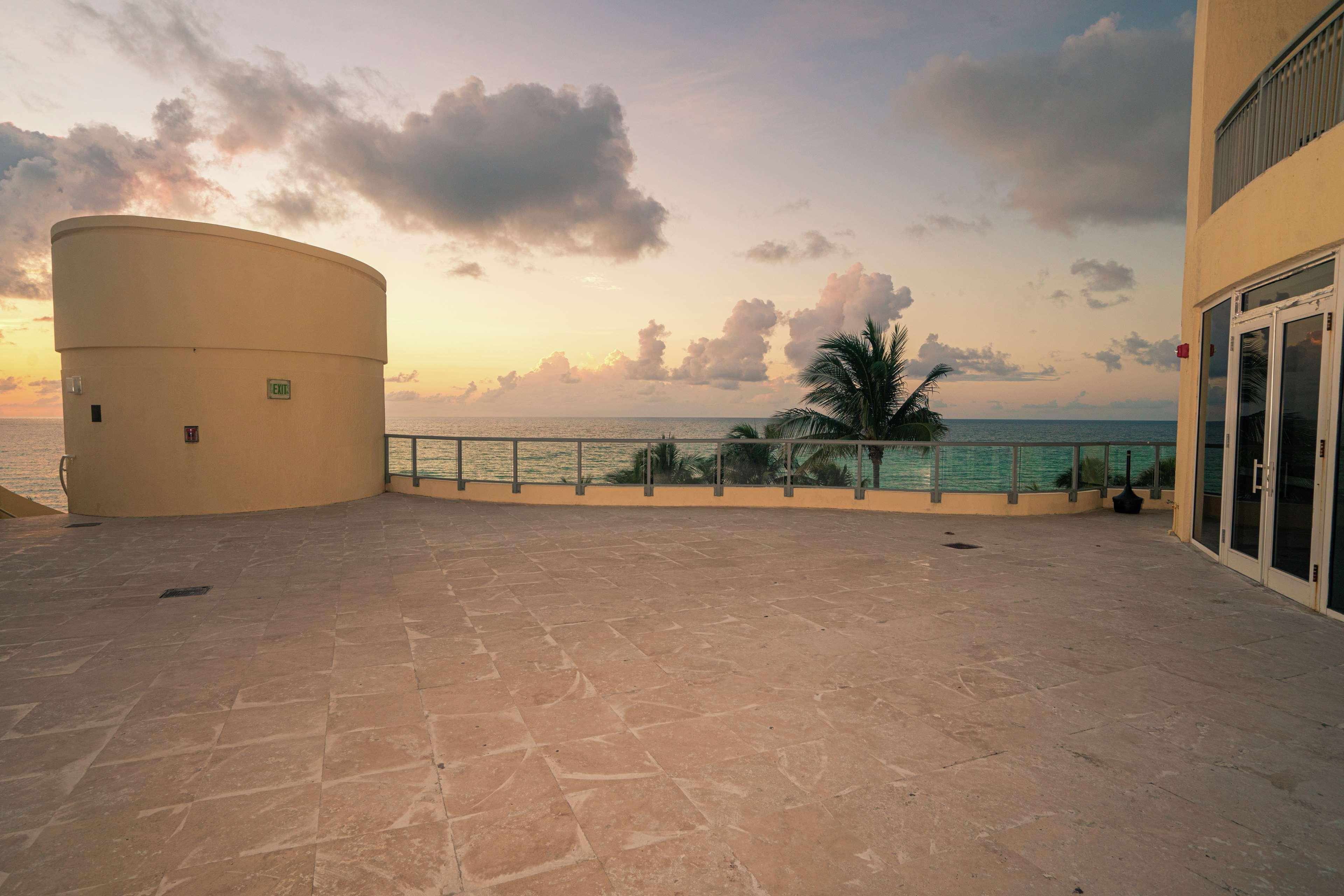 Doubletree By Hilton Ocean Point Resort - North Miami Beach Sunny Isles Beach Zewnętrze zdjęcie